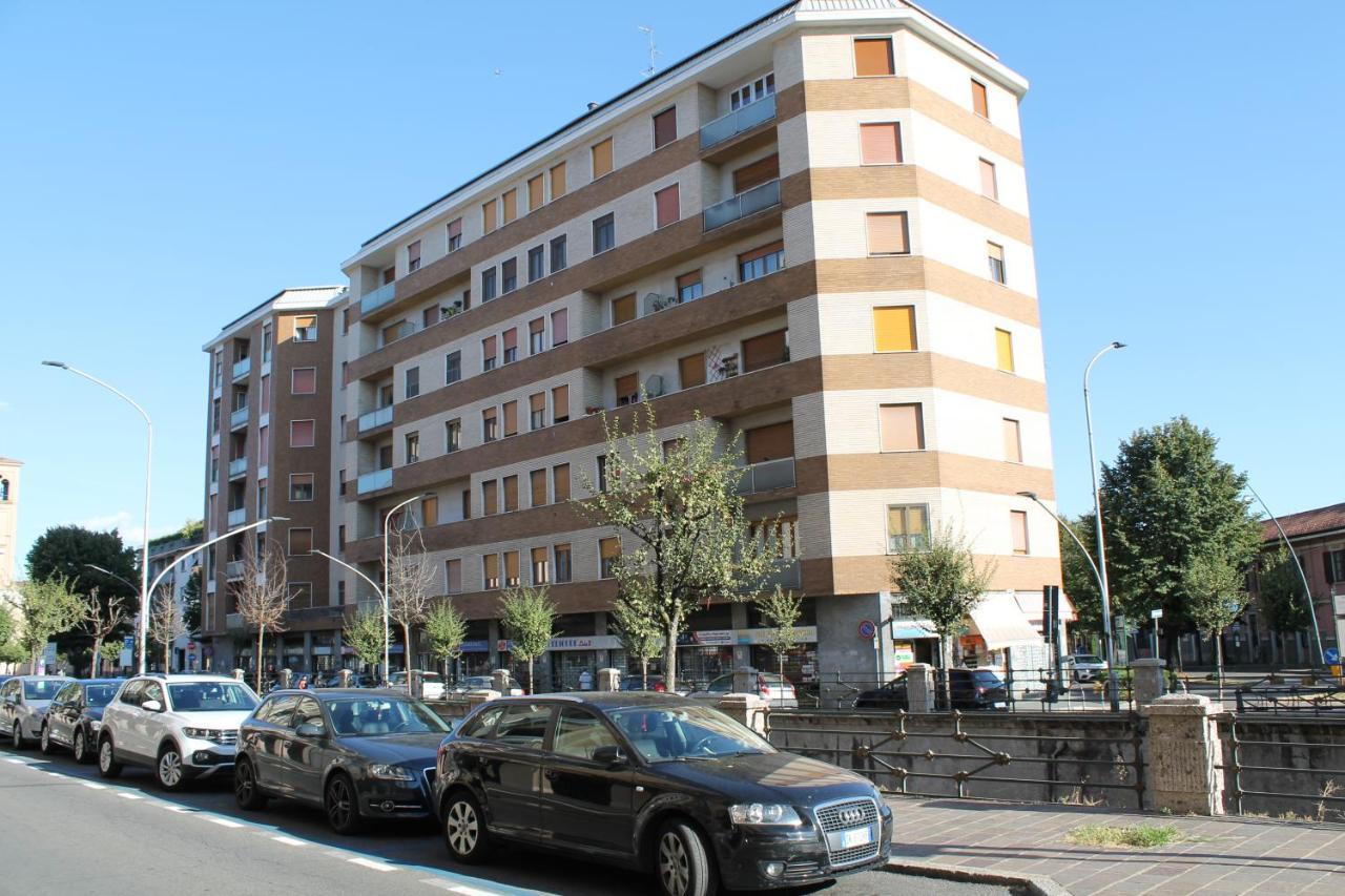 L'Appartamento Della Stazione Di סרונו מראה חיצוני תמונה