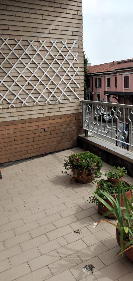 L'Appartamento Della Stazione Di סרונו מראה חיצוני תמונה